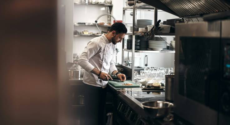 Transformer une boutique en cuisine pour son restaurant à Muret