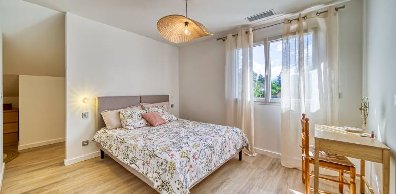 Bien isoler sa chambre du bruit, c'est important