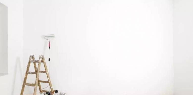 Préparer un mur avant de le repeindre - Rochefort 17