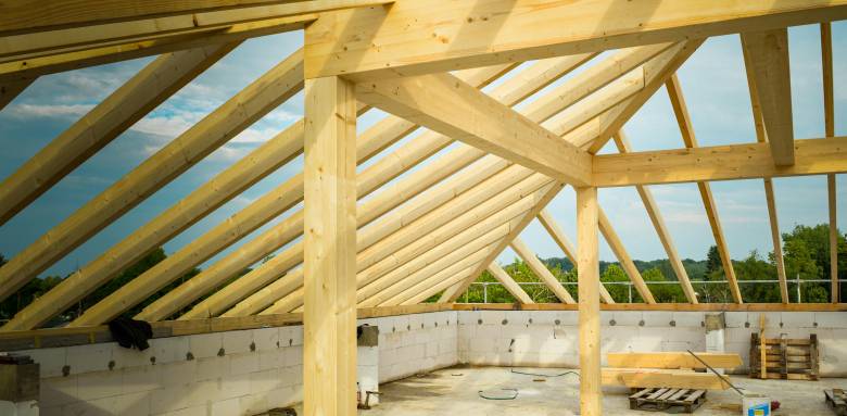 Conseils pour rénovation charpente La Maison Des Travaux Alès