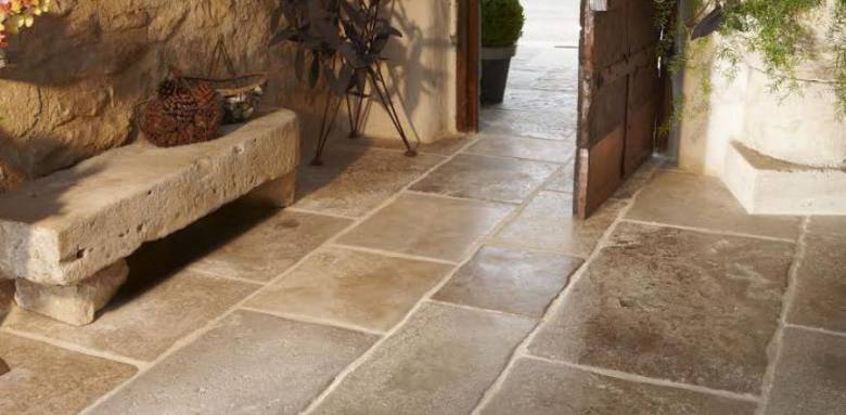 Pierre de Bourgogne - carrelage intérieur extérieur