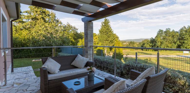 Comment rénover l'étanchéité de la terrasse de votre maison La Maison Des Travaux Ales