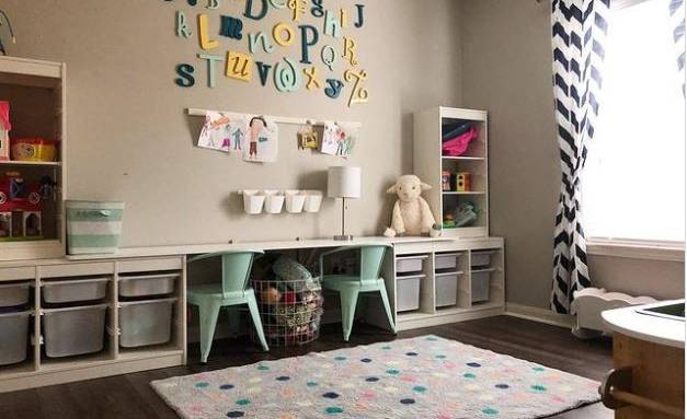 Peinture murale décorative dans une chambre d'enfant - Arras 62