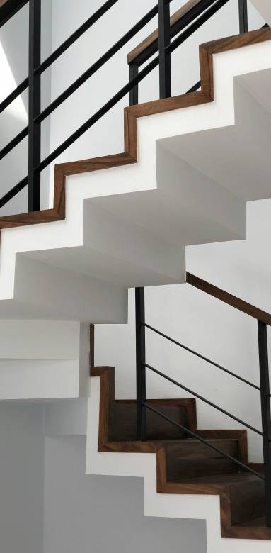 Bien choisir sa rampe d’escalier : sécurité et esthétique