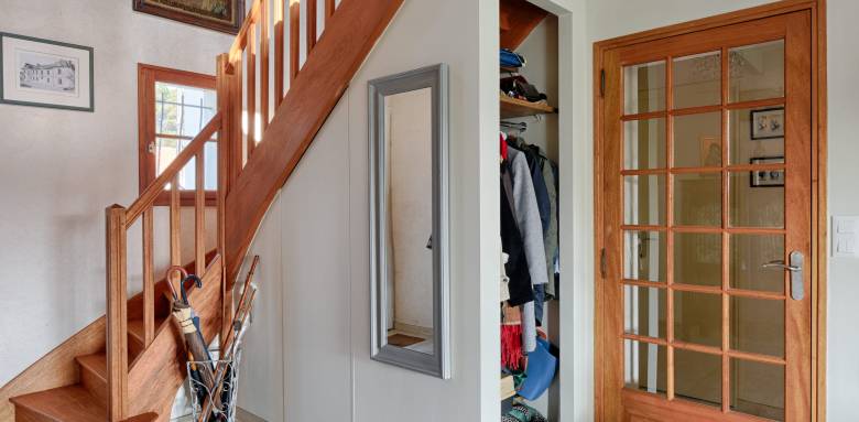 Aménager un placard dans son entrée à Vichy