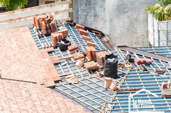 Toiture couverture tuiles en terre cuite