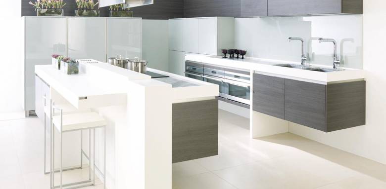 Aménager une cuisine couloir dans un studio parisien à Paris 8e