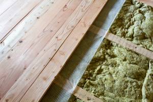 Isolation de planchers en bois sur lambourdes