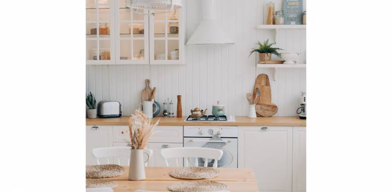 Comment intégrer un coin repas dans une petite cuisine ? Vaucelles 14400