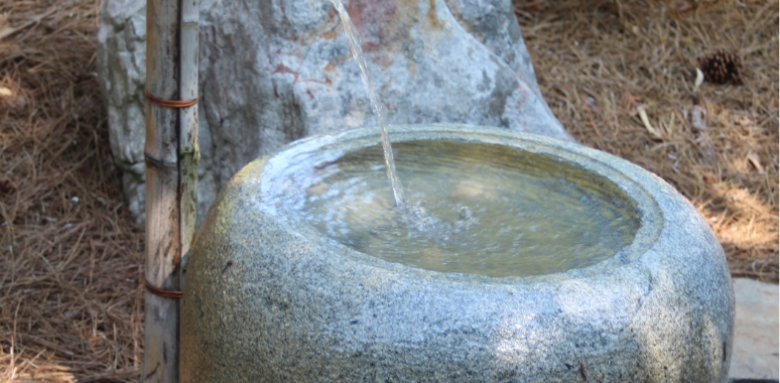 Bassin d'eau