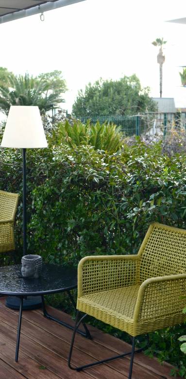 Le mariage du bois et de la verdure pour s'y sentir bien