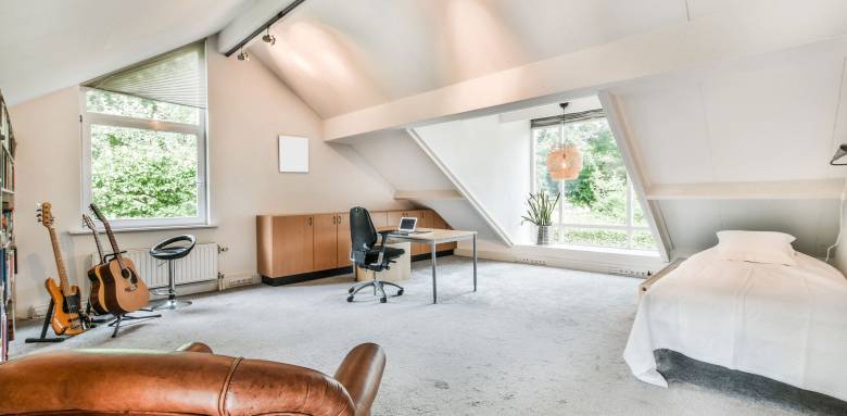 Coût d'un aménagement de combles en salon - Nantes 44