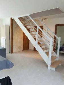 Escalier droit en bois