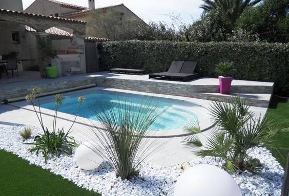 Aménagement contours de piscine avec jardin sec - Bouc-Bel-Air 13