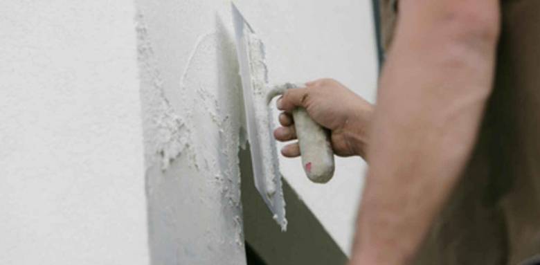 application de crépi de ravalement de façade 