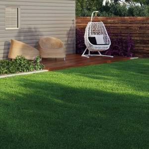 Gazon synthétique en revêtement de sol de jardin - Rochefort 17