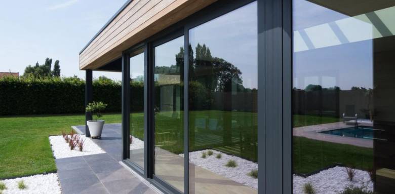 Véranda moderne aluminium et bois