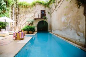 Construire une plage de piscine : comment faire ?