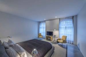 Réalisation de chambre d'hôtel moderne à Boulogne Billancourt