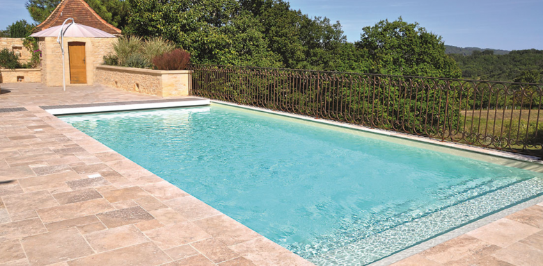 Construire une plage de piscine