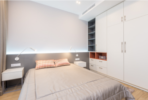 placards sur mesure, espaces restreints, optimisation de l'espace, rangement espace restreint