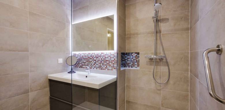 Douche à l'italienne