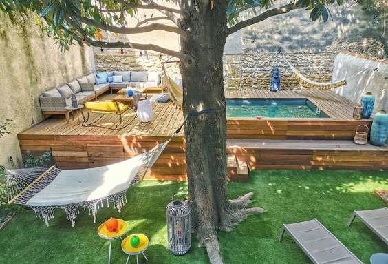 Aménagement contours de piscine avec espace détente et hamac - Bouc-Bel-Air 13