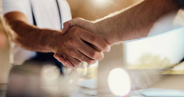 Rénover une maison de fond en comble avec un courtier