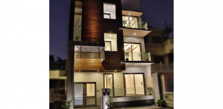 Extension en façade