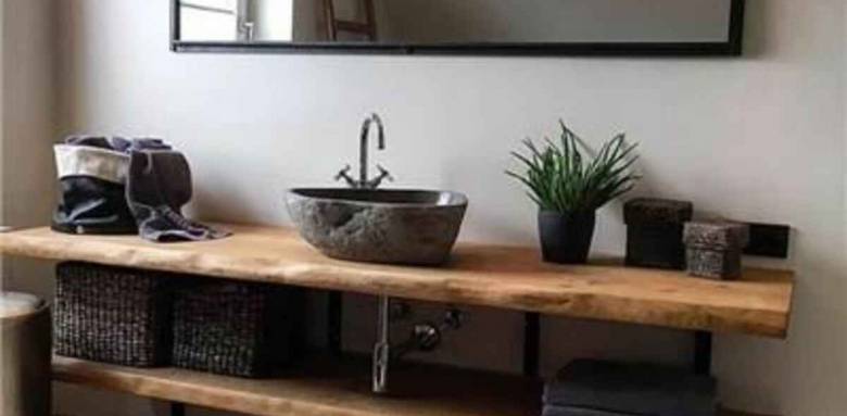 Salle de bains esprit bois