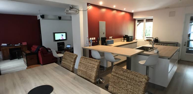 Cuisine ouverte sur séjour