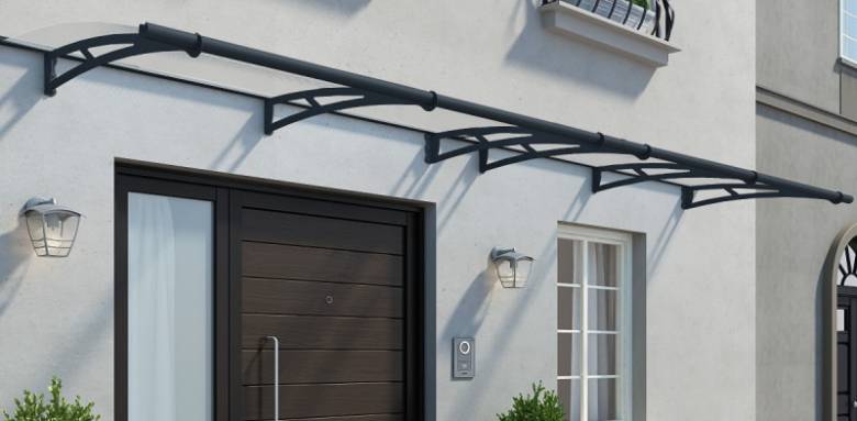 Marquise moderne grande portée légèrement bombée