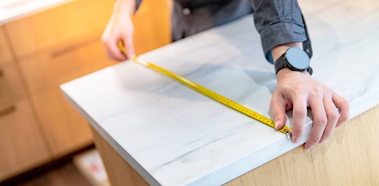 Les avantages des plans de travail ajustables en hauteur dans la cuisine