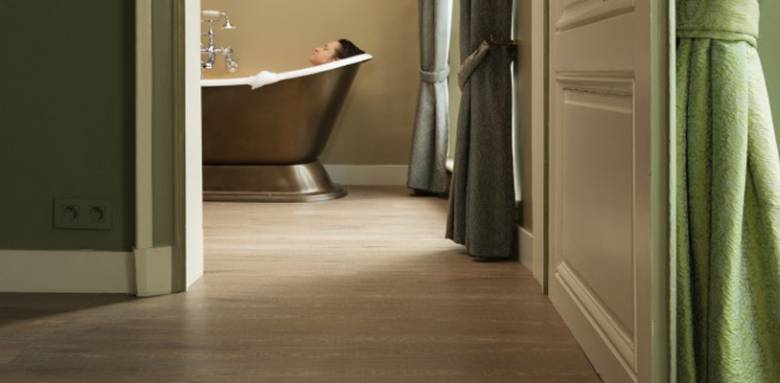 sol salle de bain en liège