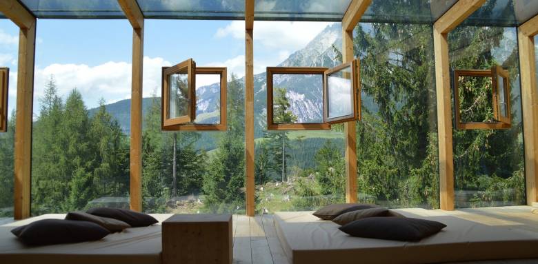 L’extension bois aux parois vitrées : les avantages de cet agrandissement de maison