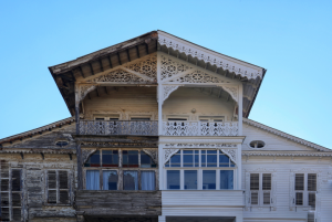 revêtements de façade, types de revêtement de façade, façade extérieure, matériaux de façade, façade en bois, façade en brique, façade en crépi, revêtement façade Clamart