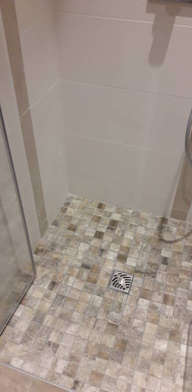Douche à l'italienne