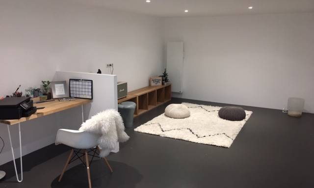 Aménagement d'un espace détente et bureau dans un souplex - Nantes 44