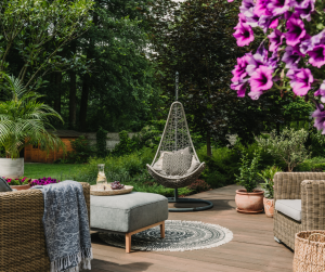 Mobilier de jardin au couleur naturel