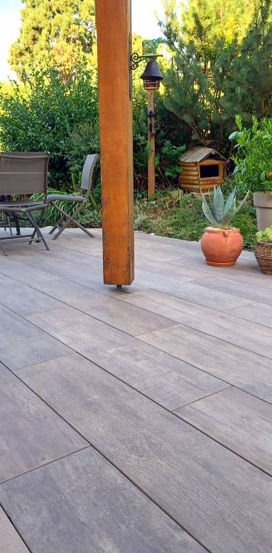 terrasse en carrelage imitation bois ! 