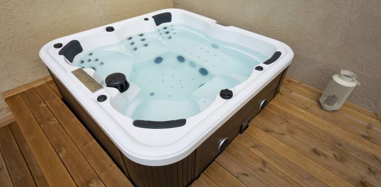  Installation d'un spa à poser - Valence 26