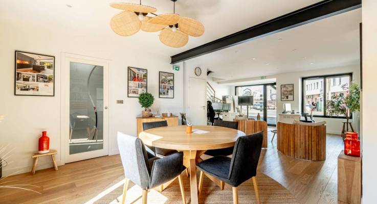 Surélévation de 47 m² de l'agence La Maison des Travaux Vertou- bureaux