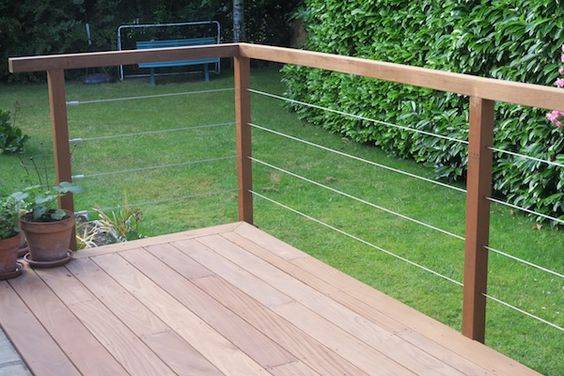 Garde-corps de terrasse en bois et inox - bouc-bel-air-13