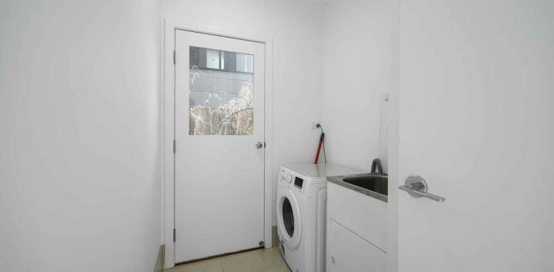 Installer un coin buanderie, par La Maison Des Travaux Vannes Auray Carnac