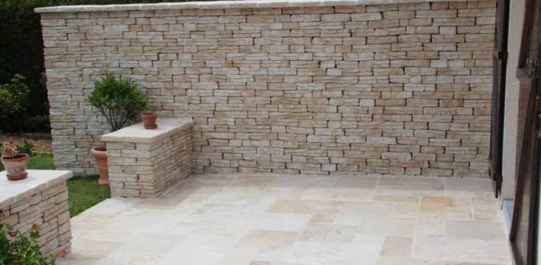 Terrasse en pierre à Caen (14000)