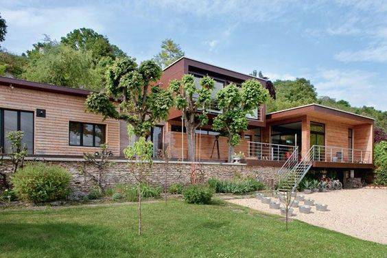Maison basse consommation en écoconstruction - Hyères 83