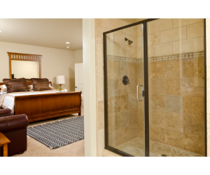 Chambre parentale avec salle d'eau à Haguenau
