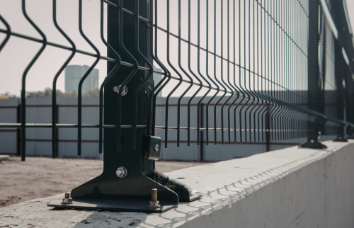 Pose de clôture et de portail à Vaires-sur-Marne : sécuriser et valoriser son extérieur