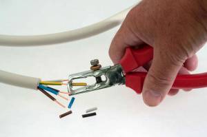 Refaire son système électrique à Vannes