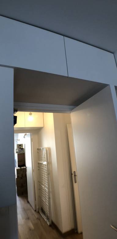 Placards au dessus des portes - Versailles